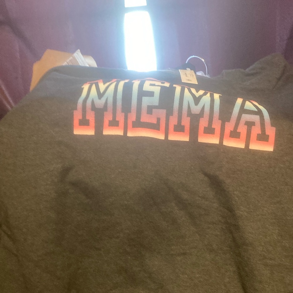 Brand New 3xl Mema sweatshirt